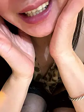 Snapshot of mitao_xx chatting on 13, 1, 2026 mitao xx online show from 13, 1, 2026