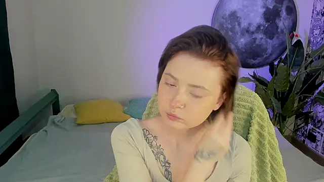 LaylaCookies  online show from 2, 12, 2025