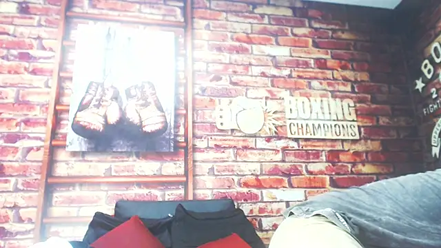 BlackAndAxel online show from 8, 4, 2026