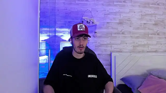 Emir Ozan  online show from 1, 2, 2026