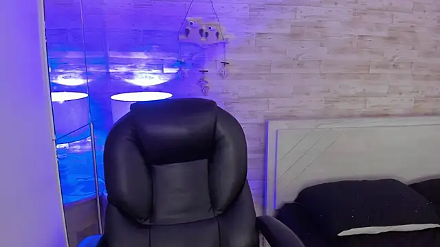 Emir Ozan  online show from 5, 2, 2026