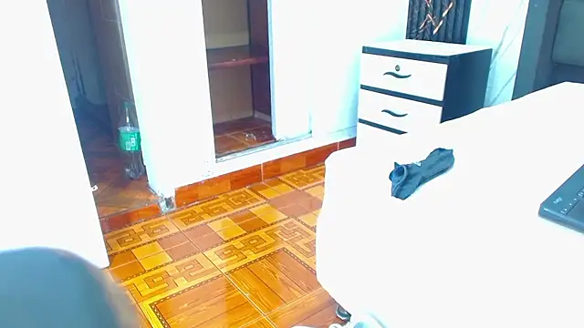 Hot Latino x online show from 5, 1, 2026