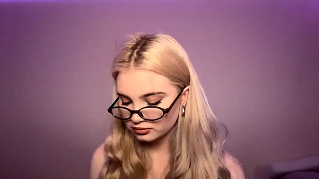 KarissaBoisse online show from 29, 11, 2025