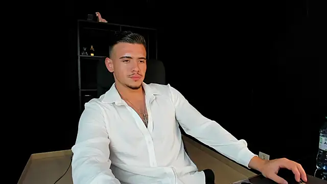 ElijahThorne online show from 10, 4, 2026