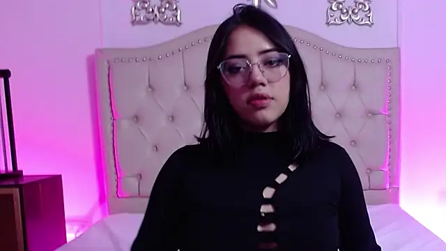 Snapshot of Lia_Lean chatting on 29, 11, 2025 Lia Lean online show from 29, 11, 2025