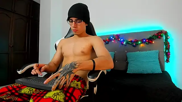 eren jeager online show from 22, 12, 2025