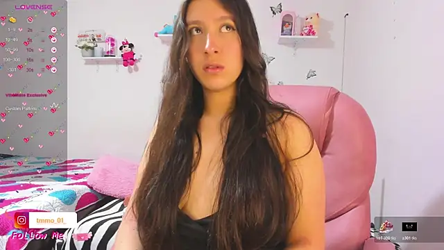 Snapshot of tammy_moon09_ chatting on 2, 12, 2025 tammy moon09 online show from 2, 12, 2025