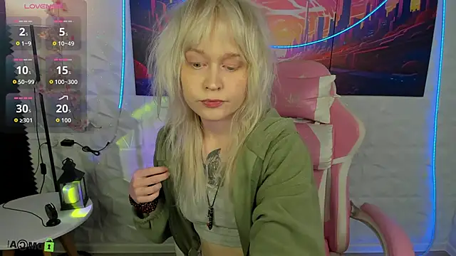 Snapshot of Eclipse_Auralis chatting on 30, 11, 2025 Eclipse Auralis online show from 30, 11, 2025