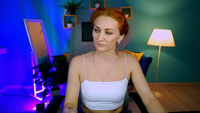 Snapshot of DianaTorrens chatting on 26, 11, 2025 DianaTorrens online show from 26, 11, 2025