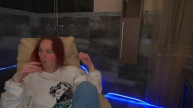 Sun Shine Lola online show from 24, 11, 2025