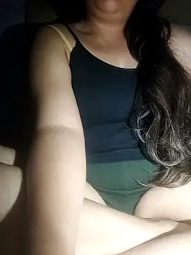 Snapshot of Tanvi_02 chatting on 27, 11, 2025 Tanvi 02 online show from 27, 11, 2025