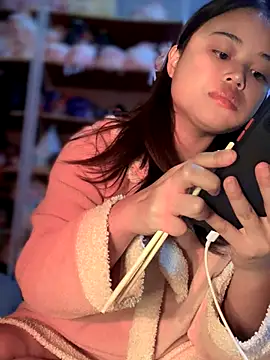 Snapshot of Toffee-00 chatting on 30, 11, 2025 Toffee-00 online show from 30, 11, 2025