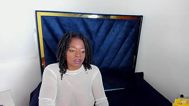 LunaDIaz  online show from 10, 1, 2026