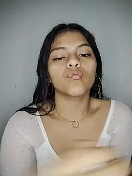 Snapshot of NIKIBUNNY chatting on 25, 2, 2026 NIKIBUNNY online show from 25, 2, 2026