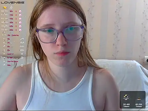 LustfulSarah online show from 22, 11, 2025