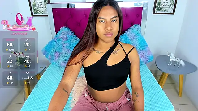 Samantha  F W online show from 1, 12, 2025