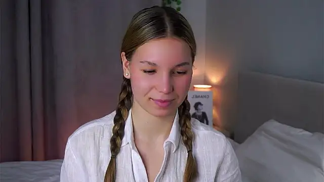 AmparoCilek online show from 21, 3, 2026