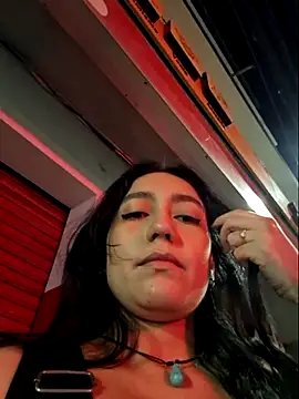 Eveeelyn25 online show from 14, 6, 2026