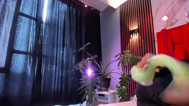 lilith-Y-Asmodeo online show from 5, 3, 2026