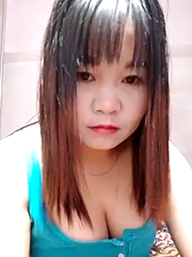 Snapshot of One-two22 chatting on 16, 12, 2025 One-two22 online show from 16, 12, 2025