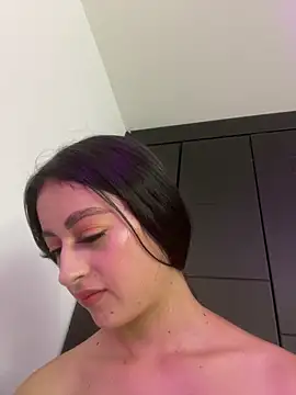 Snapshot of SOL_EF chatting on 13, 12, 2025 SOL EF online show from 13, 12, 2025