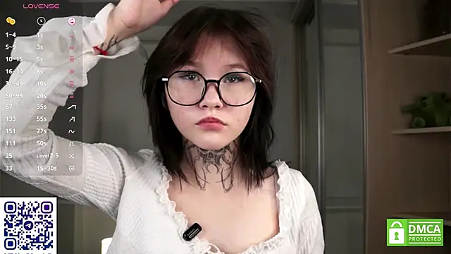 CaroleMyers online show from 30, 11, 2025