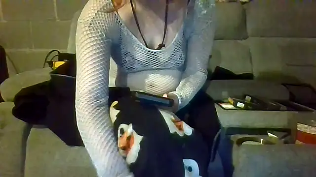 Snapshot of findom_mistressvampcandy chatting on 3, 12, 2025 findom mistressvampcandy online show from 3, 12, 2025