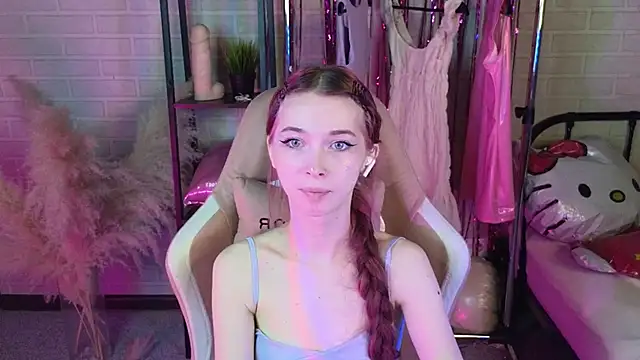 miiss jessica online show from 7, 2, 2026