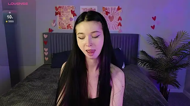 miiss jessica online show from 14, 4, 2026