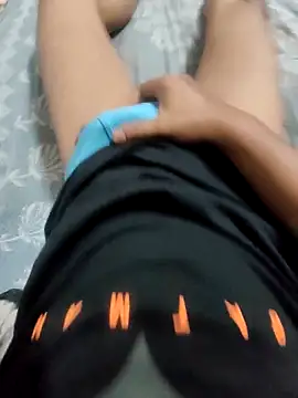 Handsome 09 online show from 9, 3, 2026