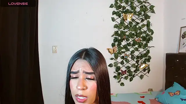 Snapshot of Ameliejoness_ chatting on 3, 12, 2025 Ameliejoness online show from 3, 12, 2025