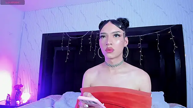 Snapshot of DeboraCopper chatting on 11, 4, 2026 DeboraCopper online show from 11, 4, 2026