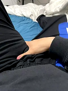 Snapshot of Daisuke_01 chatting on 16, 12, 2025 Daisuke 01 online show from 16, 12, 2025