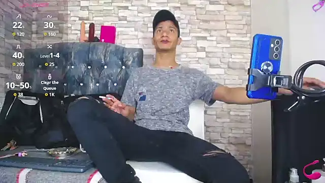 Snapshot of stefanodj chatting on 2, 12, 2025 stefanodj online show from 2, 12, 2025