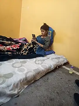 Snapshot of supreiya chatting on 30, 11, 2025 supreiya online show from 30, 11, 2025