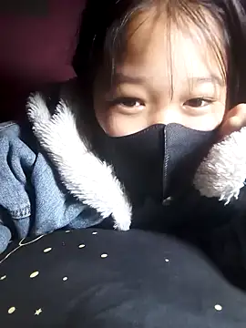 Snapshot of beba1100 chatting on 29, 11, 2025 beba1100 online show from 29, 11, 2025