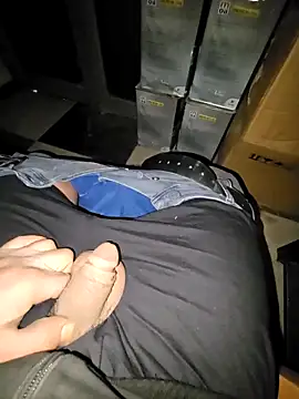 Snapshot of RuiningAnnals chatting on 26, 11, 2025 RuiningAnnals online show from 26, 11, 2025