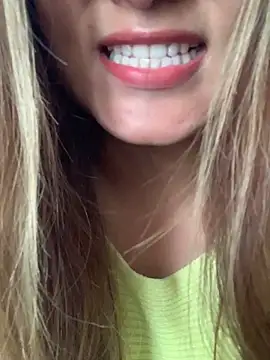 Snapshot of hotladki5 chatting on 21, 12, 2025 hotladki5 online show from 21, 12, 2025