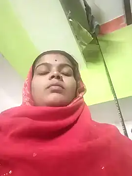 Snapshot of Curvy_Tanishka chatting on 2, 12, 2025 Curvy Tanishka online show from 2, 12, 2025