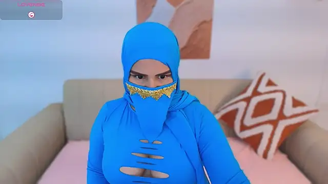 Snapshot of Mayraa_arabelle chatting on 26, 11, 2025 Mayraa arabelle online show from 26, 11, 2025