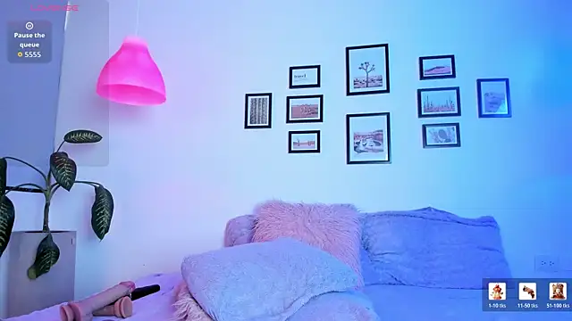 Skyy bloom online show from 19, 4, 2026