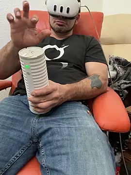 2addictivelyhorny online show from 20, 2, 2026