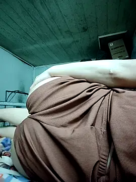 LianLaz online show from 5, 4, 2026