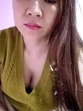 Snapshot of Lily-ross22 chatting on 28, 11, 2025 Lily-ross22 online show from 28, 11, 2025