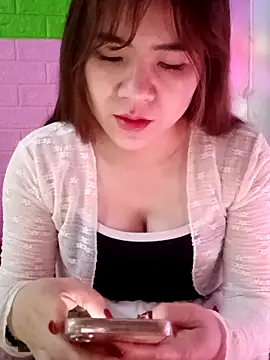 Lily-ross22 online show from 21, 2, 2026