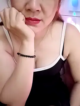 Snapshot of Lily-ross22 chatting on 20, 3, 2026 Lily-ross22 online show from 20, 3, 2026