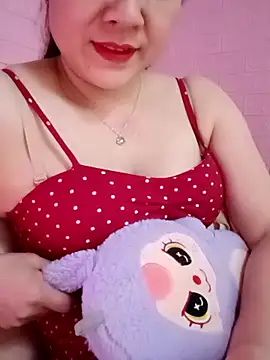 Snapshot of Lily-ross22 chatting on 1, 4, 2026 Lily-ross22 online show from 1, 4, 2026