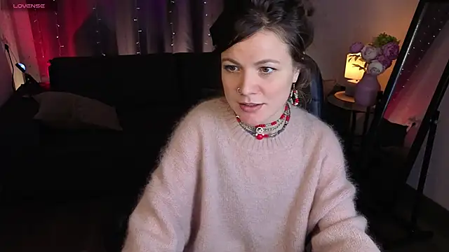 Marla Bri online show from 25, 11, 2025