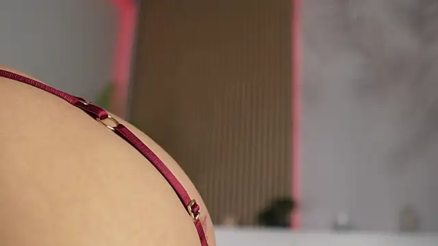 Jessy Cruz  online show from 1, 12, 2025