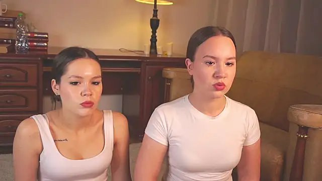 VirginiaRowe online show from 27, 11, 2025